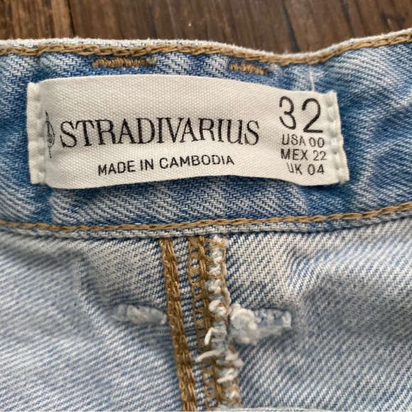 Stradivarius Light Blue Denim Shorts - Picture 4 of 4